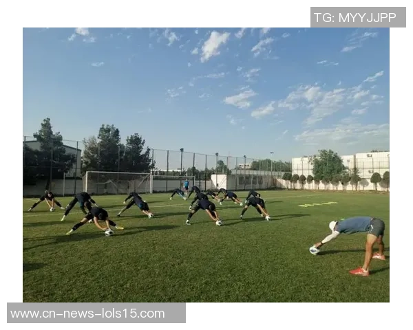 墨尔本城与班特列的激烈对决展现足球魅力与团队精神的巅峰对抗